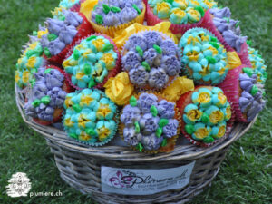 Read more about the article Blumen-Bouquet Cupcakes